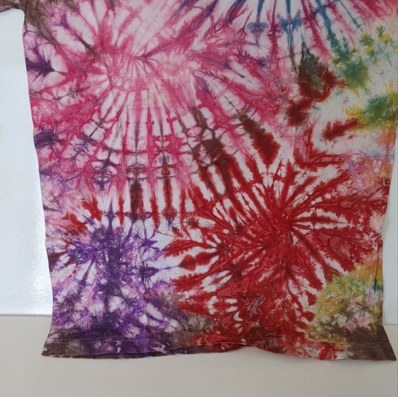 Ladies Adire Tops - Picture 3 of 10